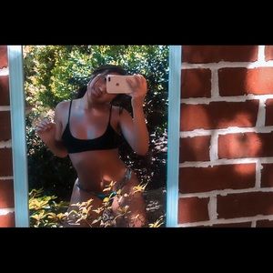 Meet your Posher, Izzy